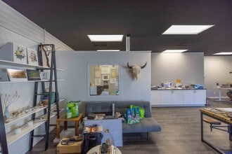 2710 W Az-89-alt, Sedona, AZ for lease Interior Photo- Image 1 of 8