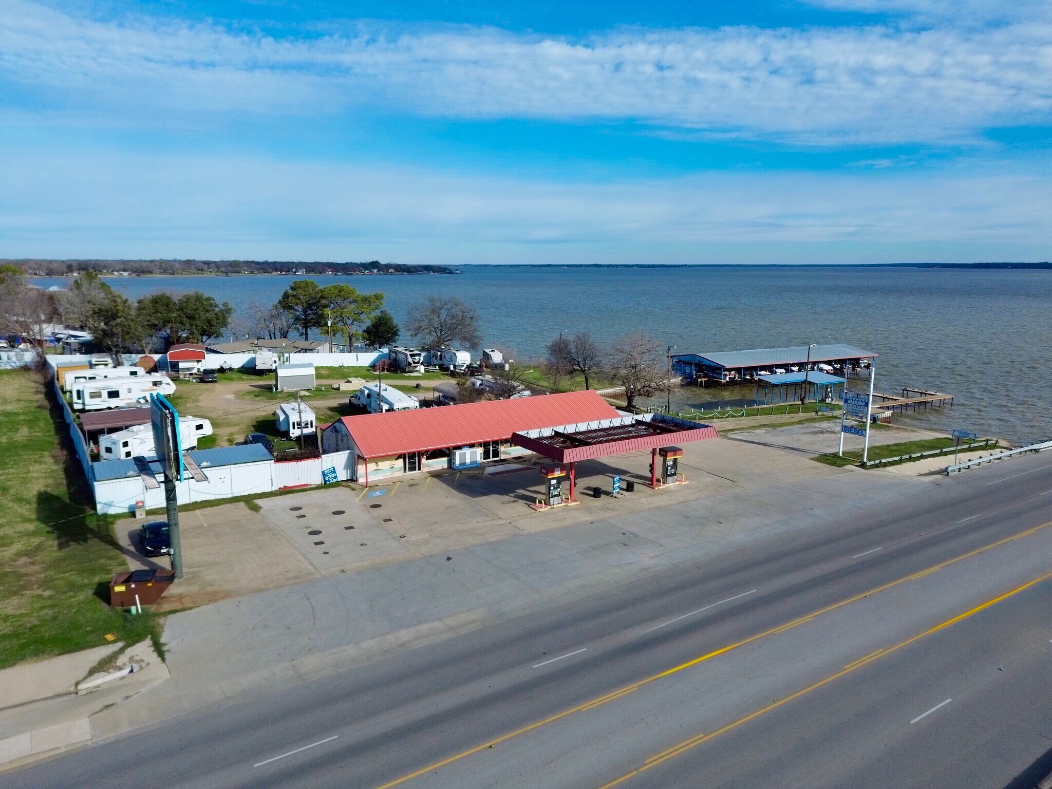 1106 E Cedar Creek Pky, Seven Points, TX for sale Building Photo- Image 1 of 14