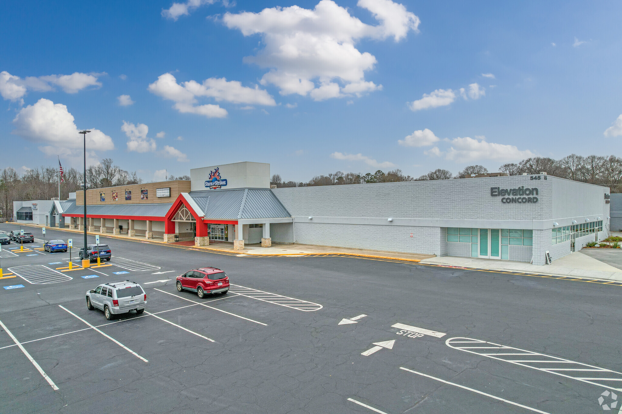 545 Concord Pky N, Concord, NC for lease Primary Photo- Image 1 of 31