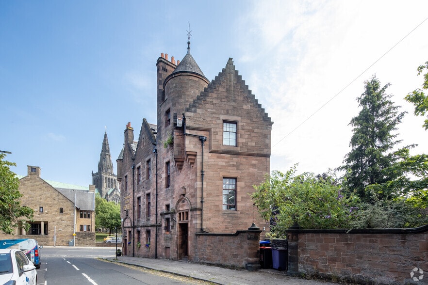 28-32 Cathedral Sq, Glasgow for sale - Building Photo - Image 2 of 4