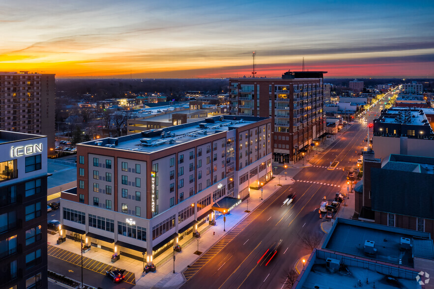 400 N Main St, Royal Oak, MI for lease - Aerial - Image 3 of 17