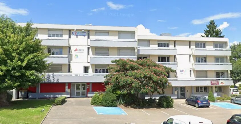 Flex in Viriat for lease Building Photo- Image 1 of 2