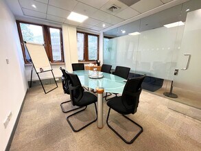 Ashley Ave, Epsom for lease Interior Photo- Image 1 of 2