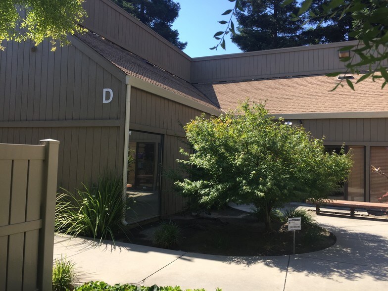 1801 Tully Rd, Modesto, CA 95350