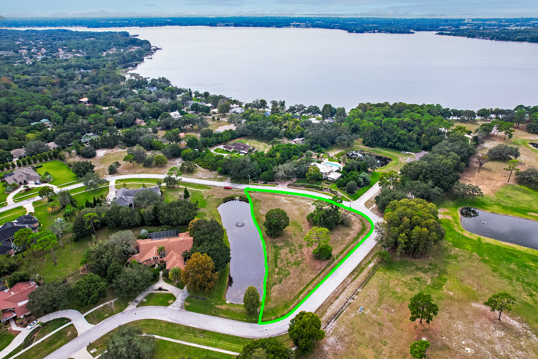 520 Austin Drive, Tarpon Springs, FL for sale Primary Photo- Image 1 of 9