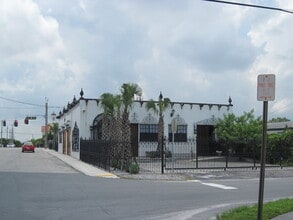 102 N Federal Hwy, Dania, FL for lease Building Photo- Image 2 of 9