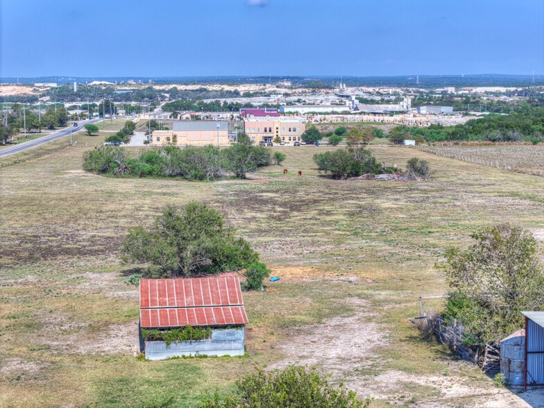 8060 FM482, New Braunfels, TX for sale - Primary Photo - Image 1 of 47