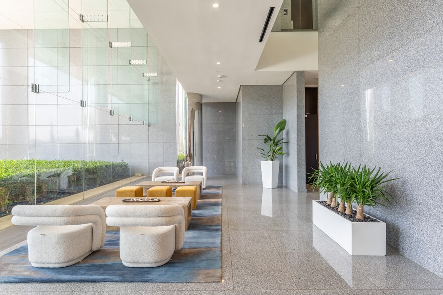 14643 N Dallas Pky, Dallas, TX for lease - Interior Photo - Image 3 of 33