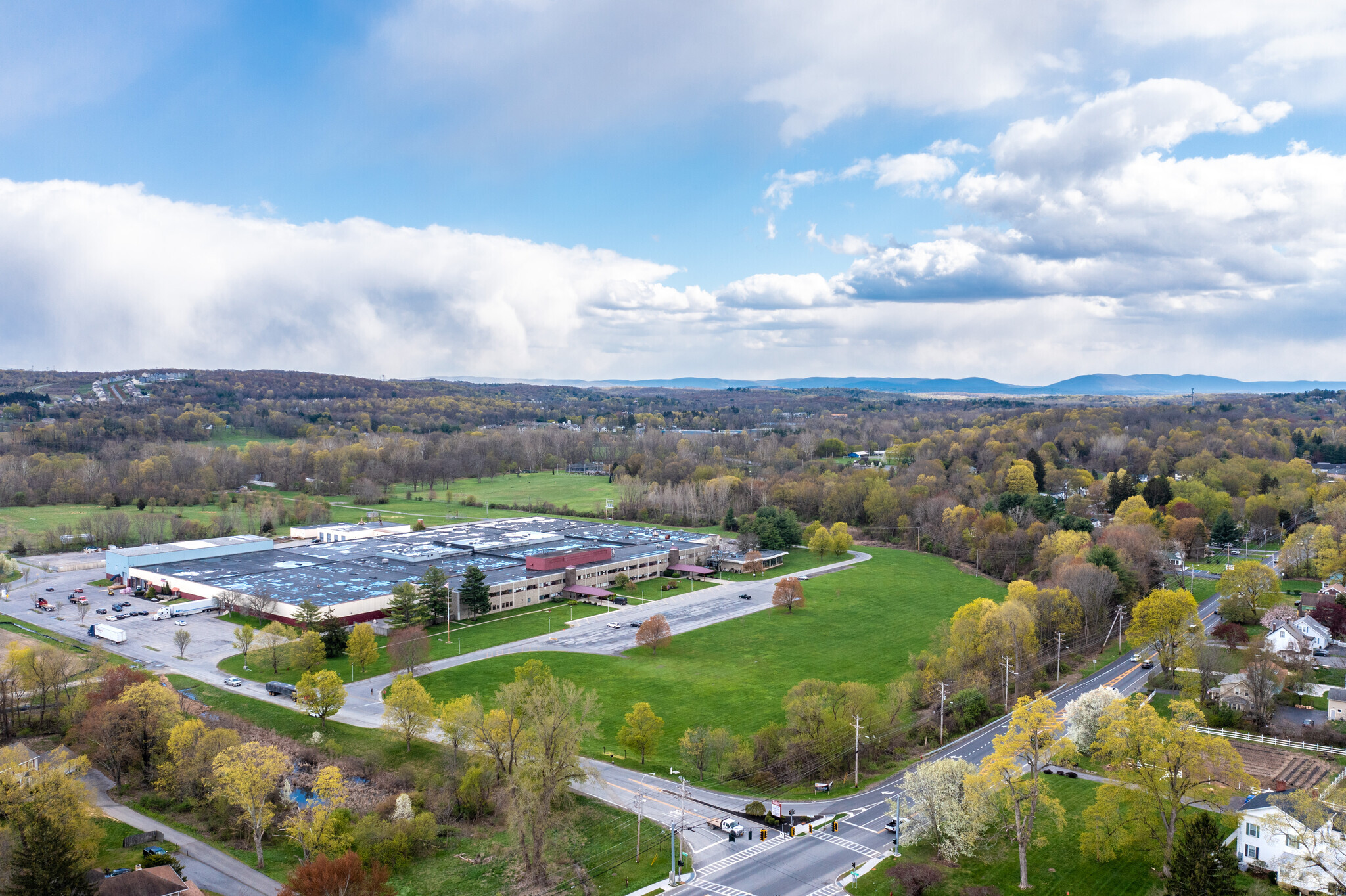 900 Dutchess Tpke, Poughkeepsie, NY for lease Aerial- Image 1 of 8