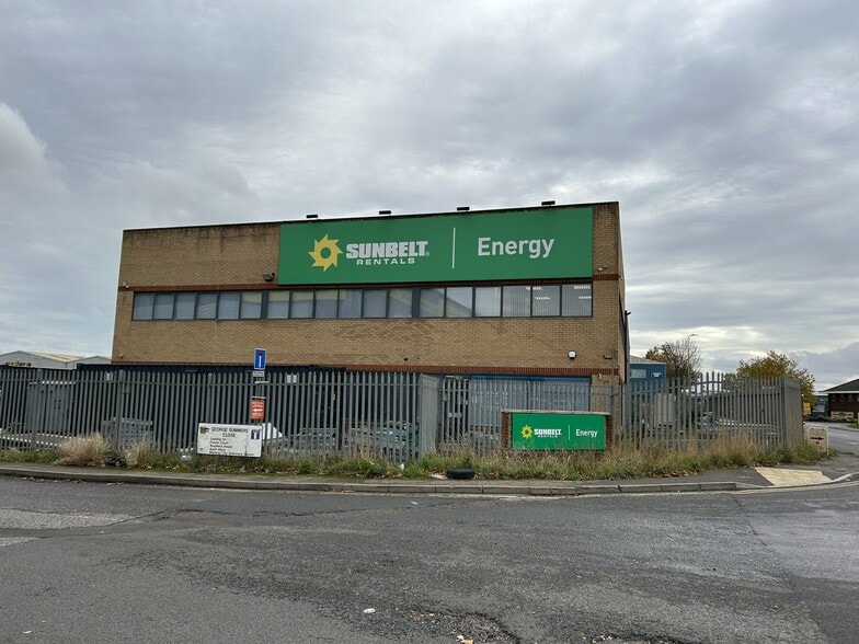 George Summers Clos, Rochester for lease - Building Photo - Image 1 of 6