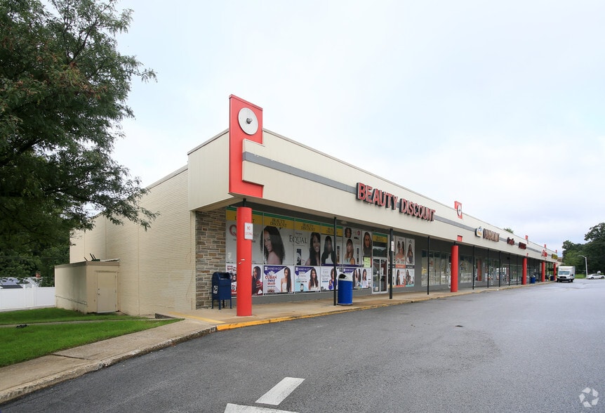 2300 E Northern Pky, Baltimore, MD for lease - Building Photo - Image 1 of 11