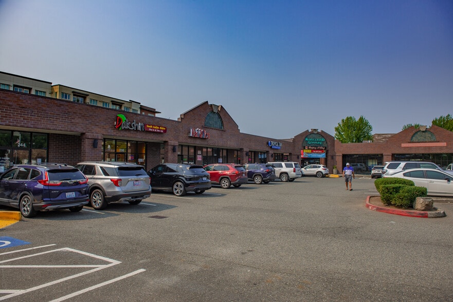 255 Central Way, Kirkland, WA for lease - Building Photo - Image 2 of 6