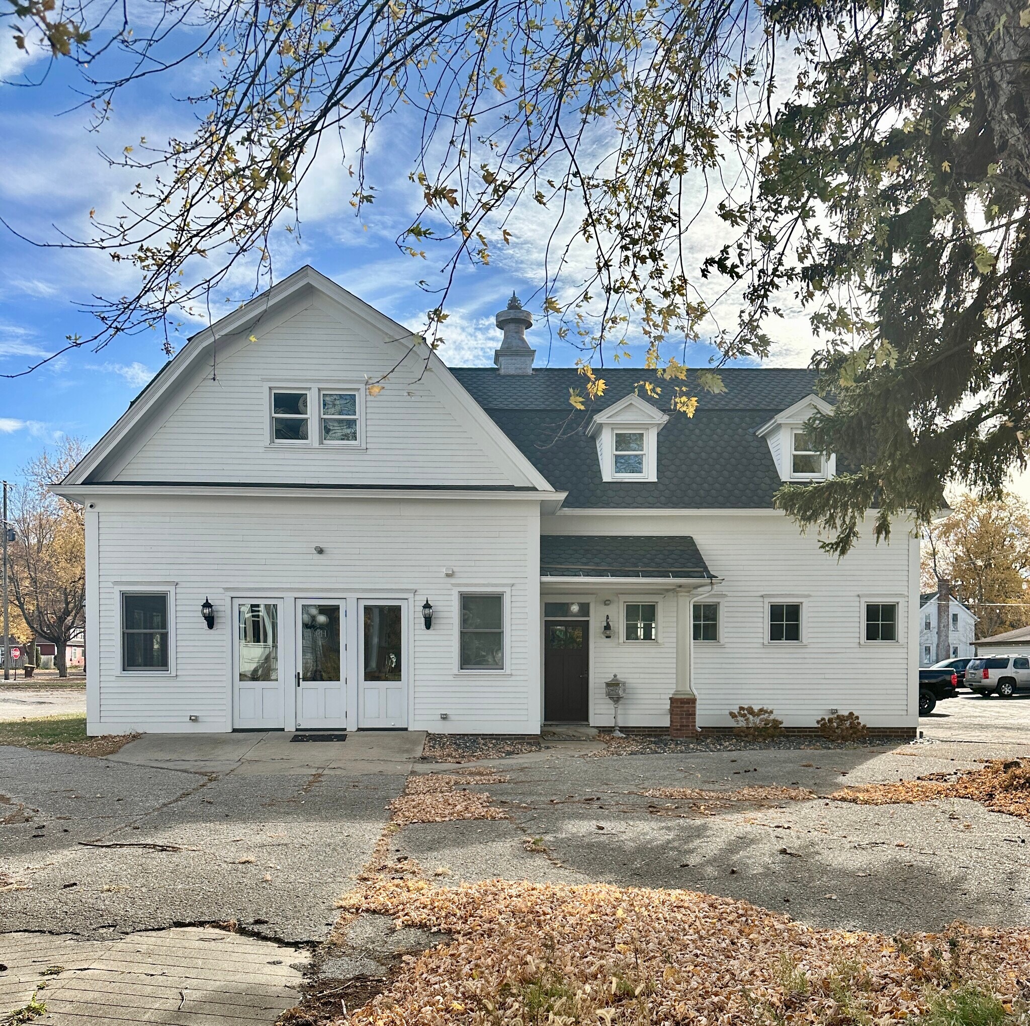 1908 Pearl St, Chesaning, MI for sale Primary Photo- Image 1 of 1