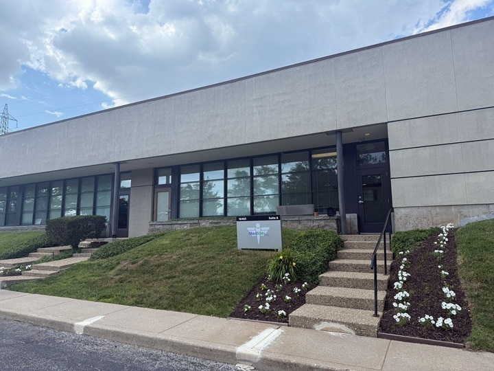 10401 Baur Blvd, Olivette, MO for lease Building Photo- Image 1 of 12