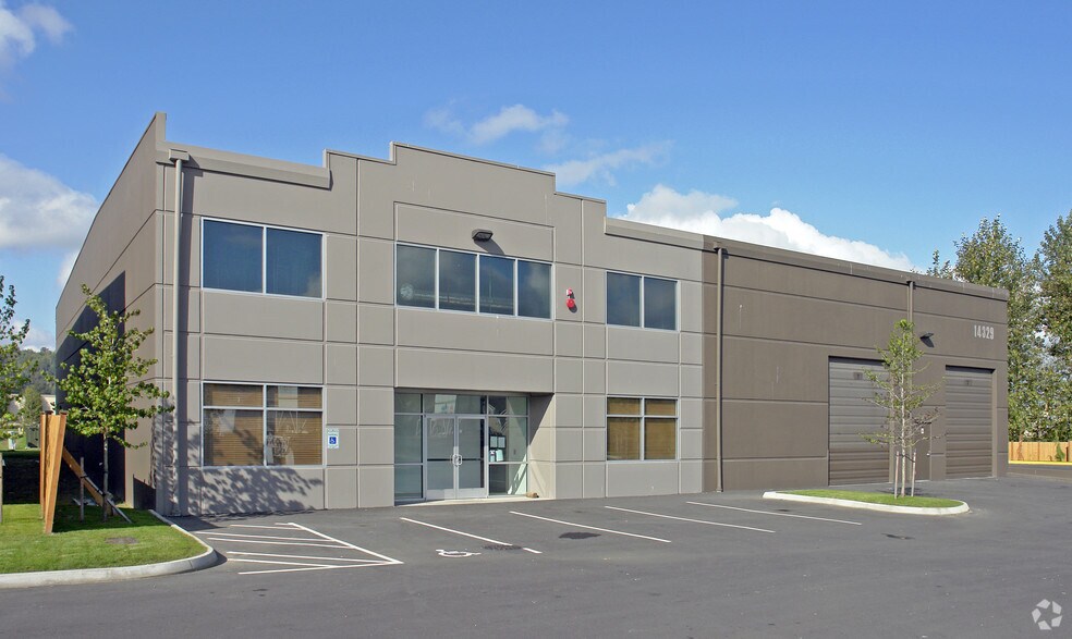 14329 32nd St E, Sumner, WA for sale - Primary Photo - Image 1 of 1