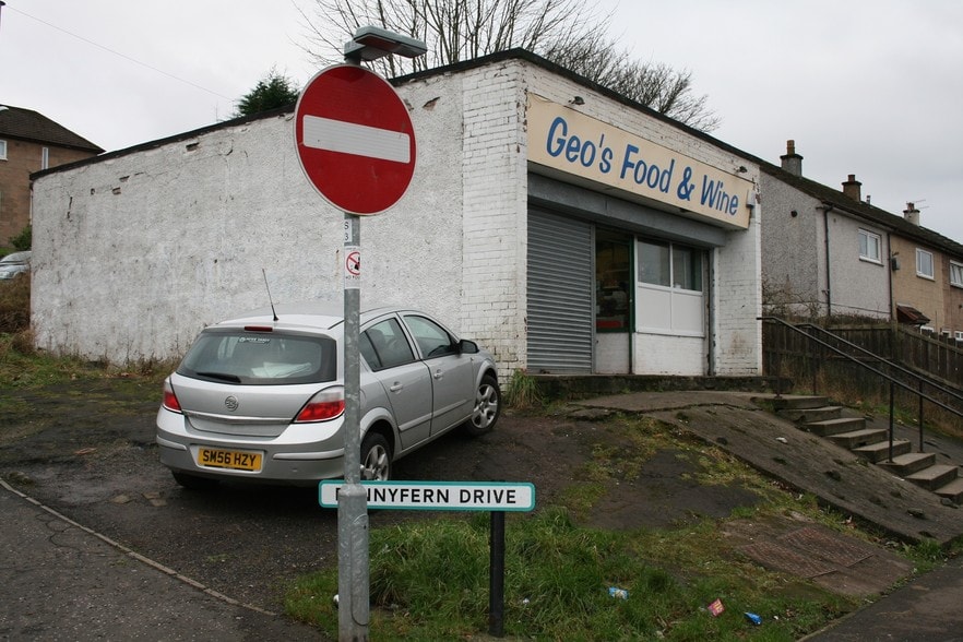 58 Maple Rd, Greenock for sale - Primary Photo - Image 1 of 1