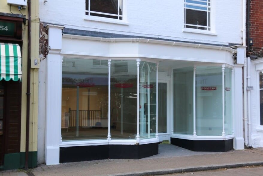 33 High St, Ringwood for lease - Building Photo - Image 1 of 2