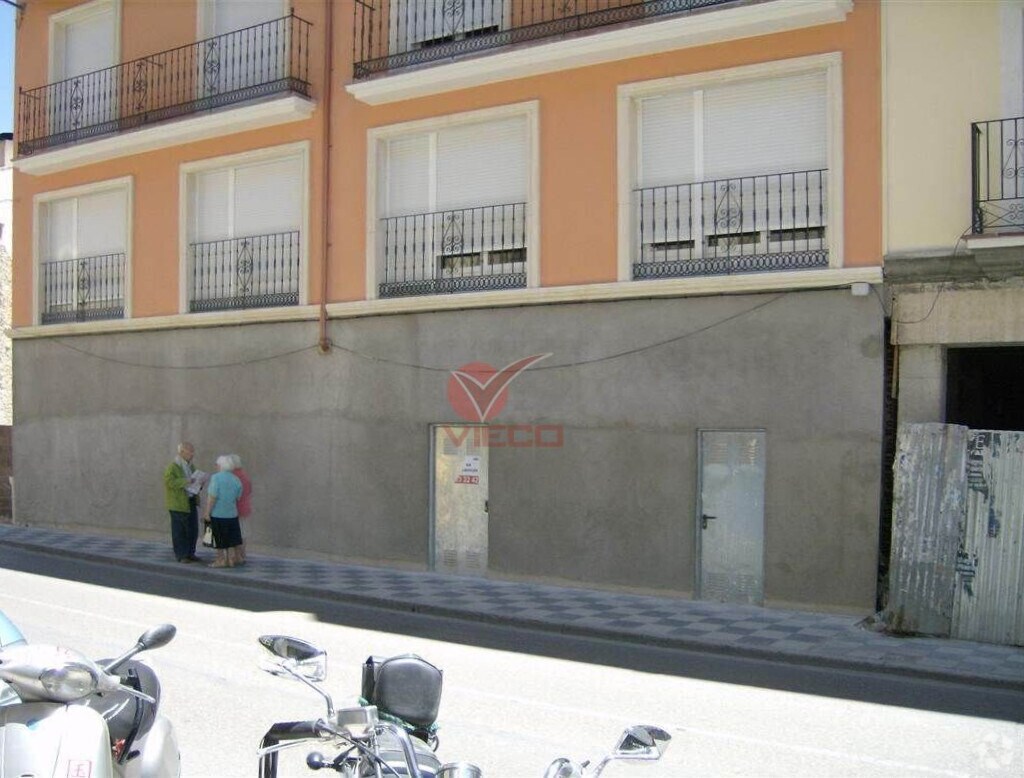 Retail in Cuenca, Cuenca for lease Interior Photo- Image 1 of 2