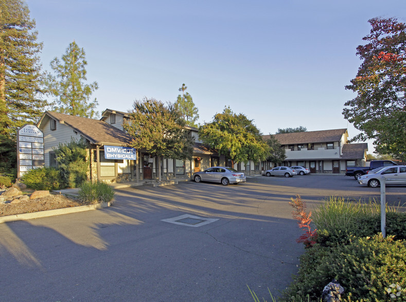 3875 Taylor Rd, Loomis, CA for lease - Primary Photo - Image 1 of 2