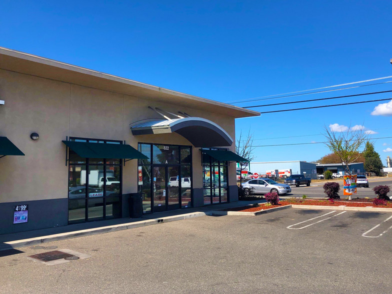 822 Kansas Ave, Modesto, CA for lease - Building Photo - Image 2 of 18