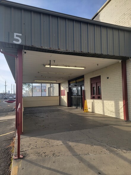 5 Ranch Rite Rd, Yakima, WA for lease - Building Photo - Image 1 of 10