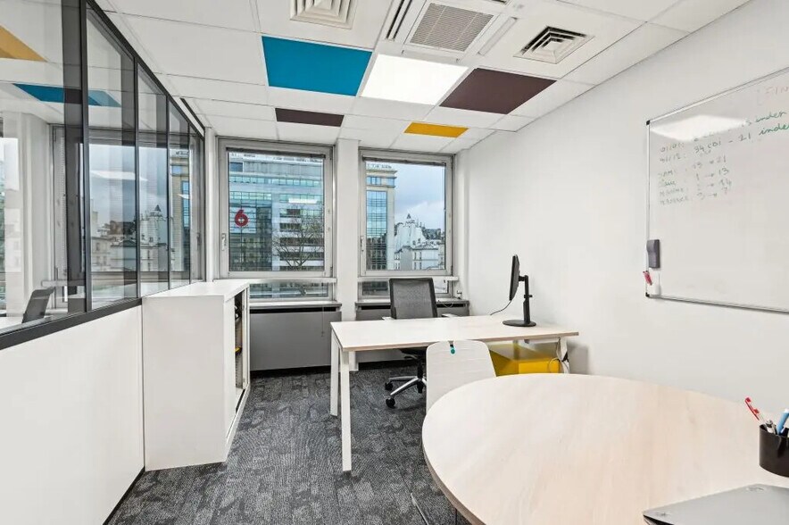 58 Avenue Charles De Gaulle, Neuilly-sur-Seine for lease - Building Photo - Image 3 of 14