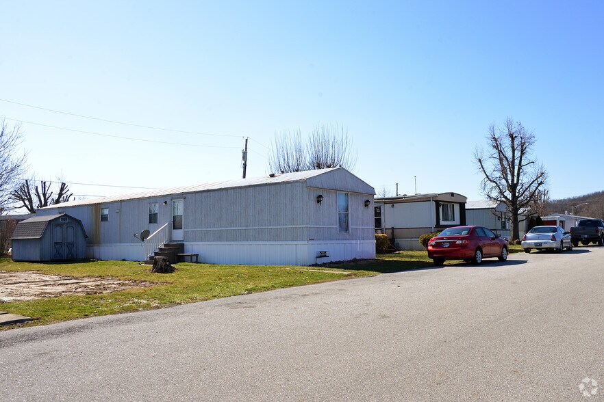 1328 Fairground Rd, Rising Sun, IN for sale - Primary Photo - Image 1 of 1