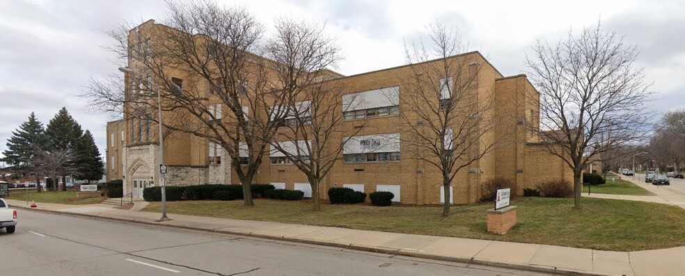 6021 W Lincoln Ave, West Allis, WI for sale - Building Photo - Image 1 of 9