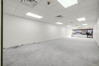 321-335 Maple St, Perth Amboy, NJ for lease Interior Photo- Image 2 of 5