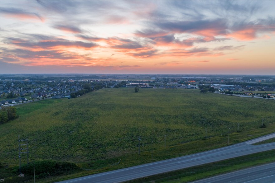 US Highway 14 & Victory Drive, Mankato, MN for sale - Aerial - Image 1 of 21