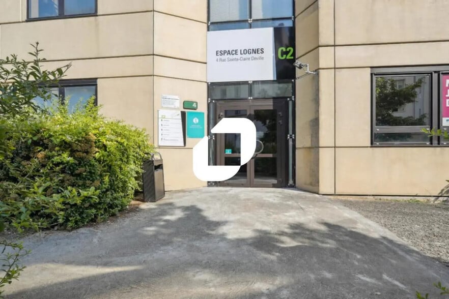 Office in Lognes for lease - Building Photo - Image 1 of 8