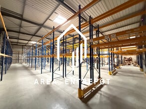 4 Mnt Commandant de Robien, Marseille for lease Interior Photo- Image 1 of 7