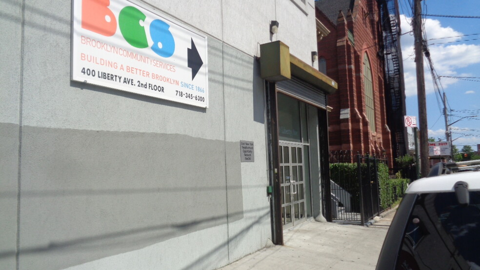 400 Liberty Ave, Brooklyn, NY for lease - Building Photo - Image 2 of 7