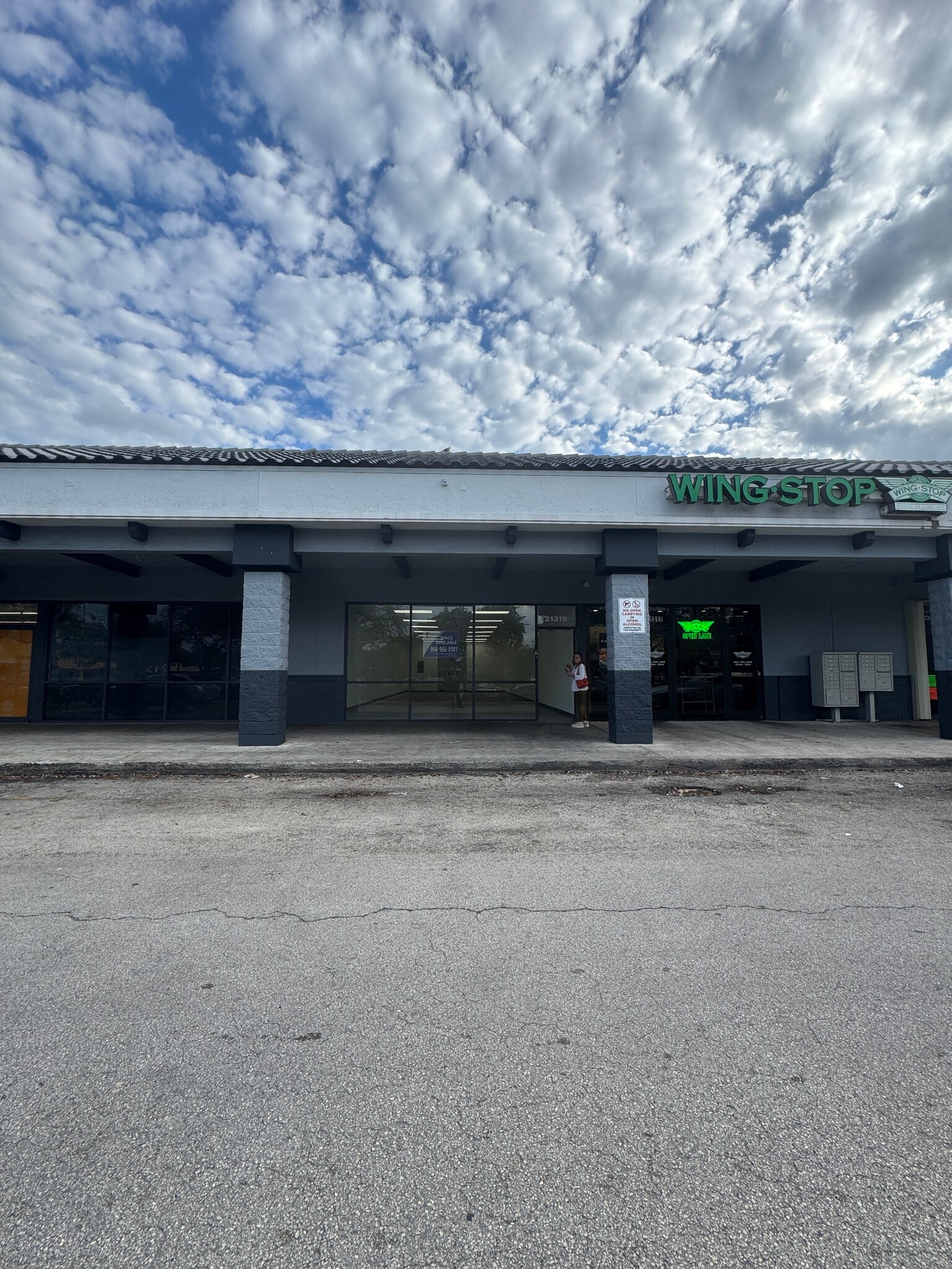 21301-21495 NW 2nd Ave, Miami, FL for lease Interior Photo- Image 1 of 5