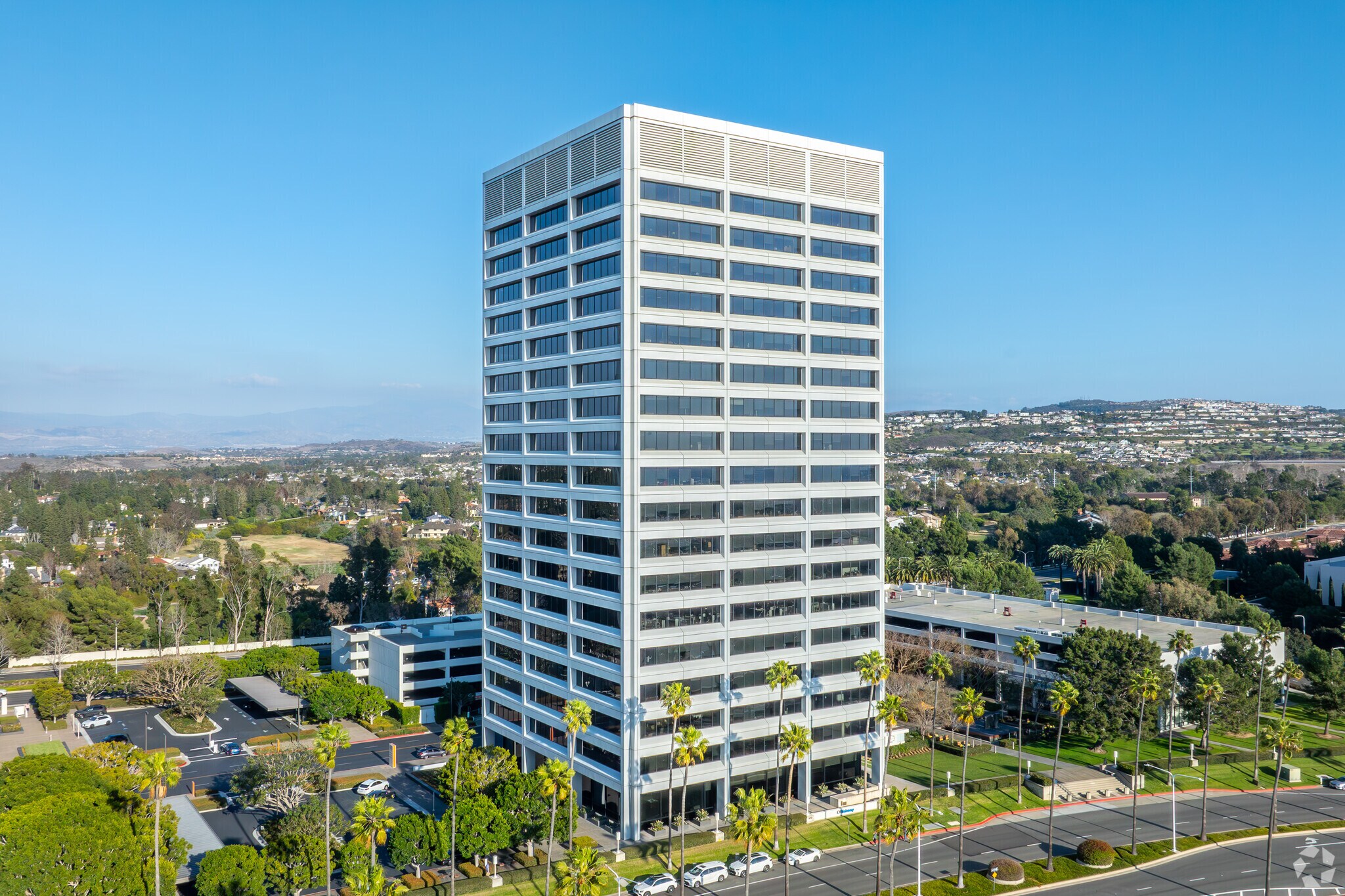 610 Newport Center Dr, Newport Beach, CA for lease Primary Photo- Image 1 of 17