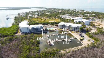 Three Bayside Villas on Captiva - Warehouse