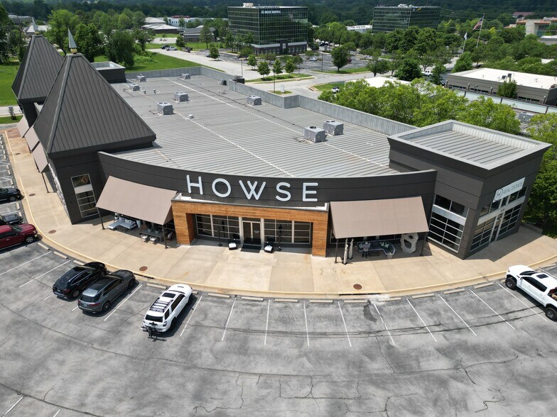 2530 Pinnacle Hills Pky, Rogers, AR 72758