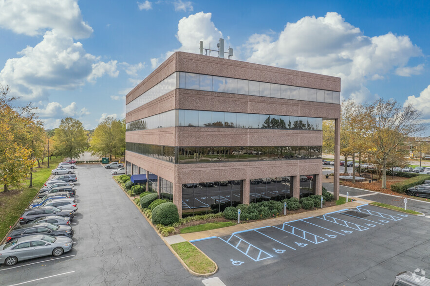 780 Lynnhaven Pky, Virginia Beach, VA for lease - Building Photo - Image 3 of 4