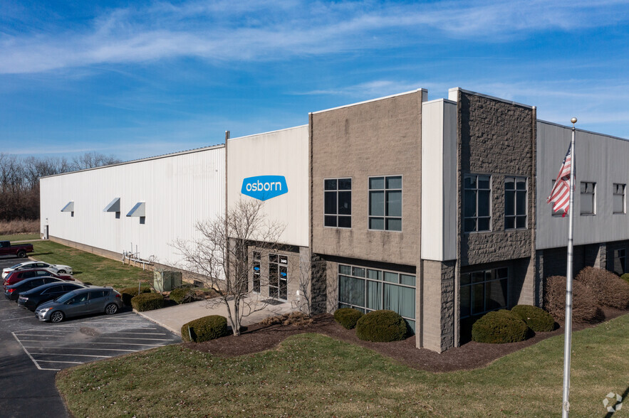 3440 Symmes Rd, Cincinnati, OH for lease - Primary Photo - Image 1 of 4