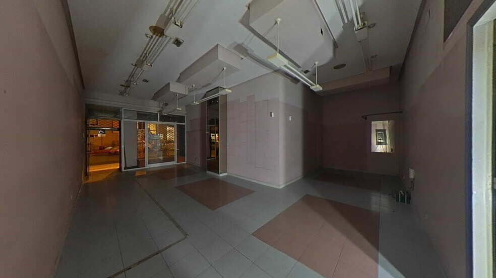 Retail in Ourense for sale - Building Photo - Image 3 of 16