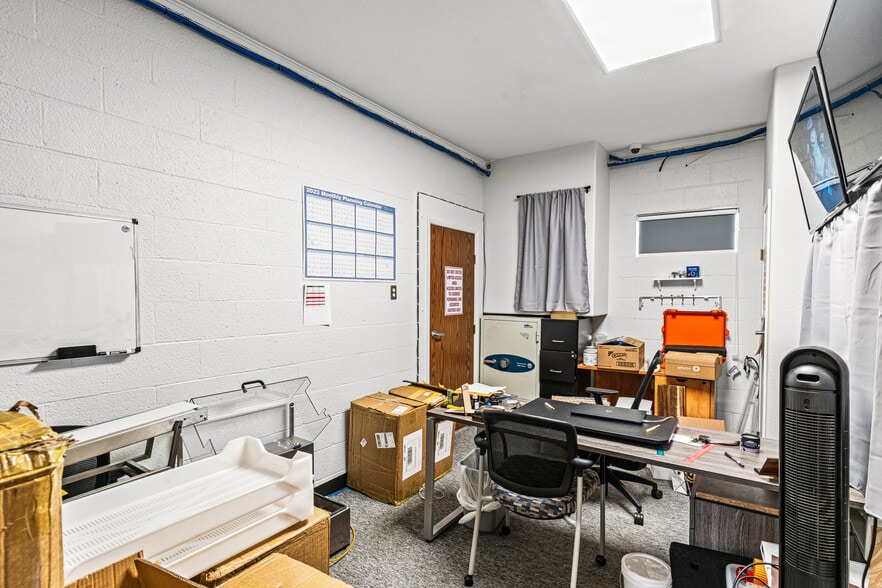 711 W 8th St, Pueblo, CO for sale - Building Photo - Image 3 of 12