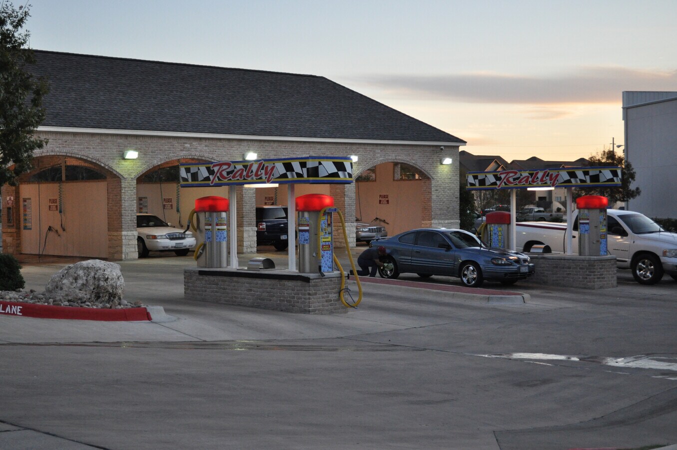 1404 W Villa Maria, Bryan, TX 77801