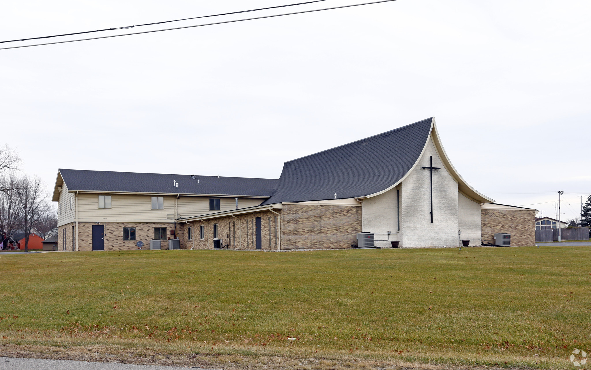 109 Moeller Rd, New Haven, IN for sale Primary Photo- Image 1 of 1