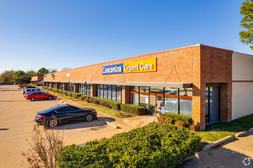 9515 E 51st St, Tulsa, OK for lease - Building Photo - Image 2 of 5