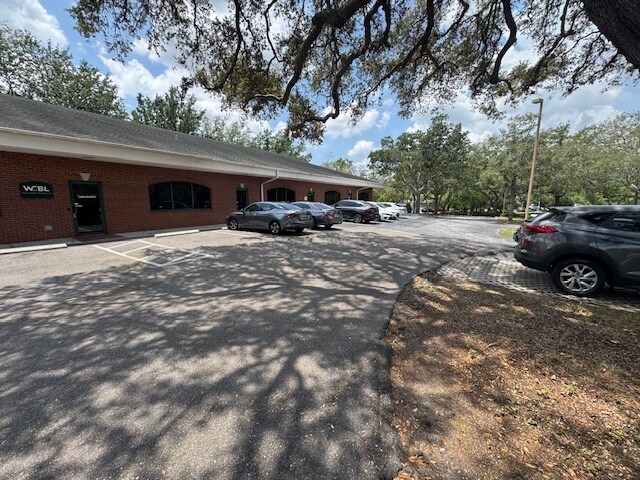 5305 E Fletcher Ave, Temple Terrace, FL for lease Building Photo- Image 1 of 17