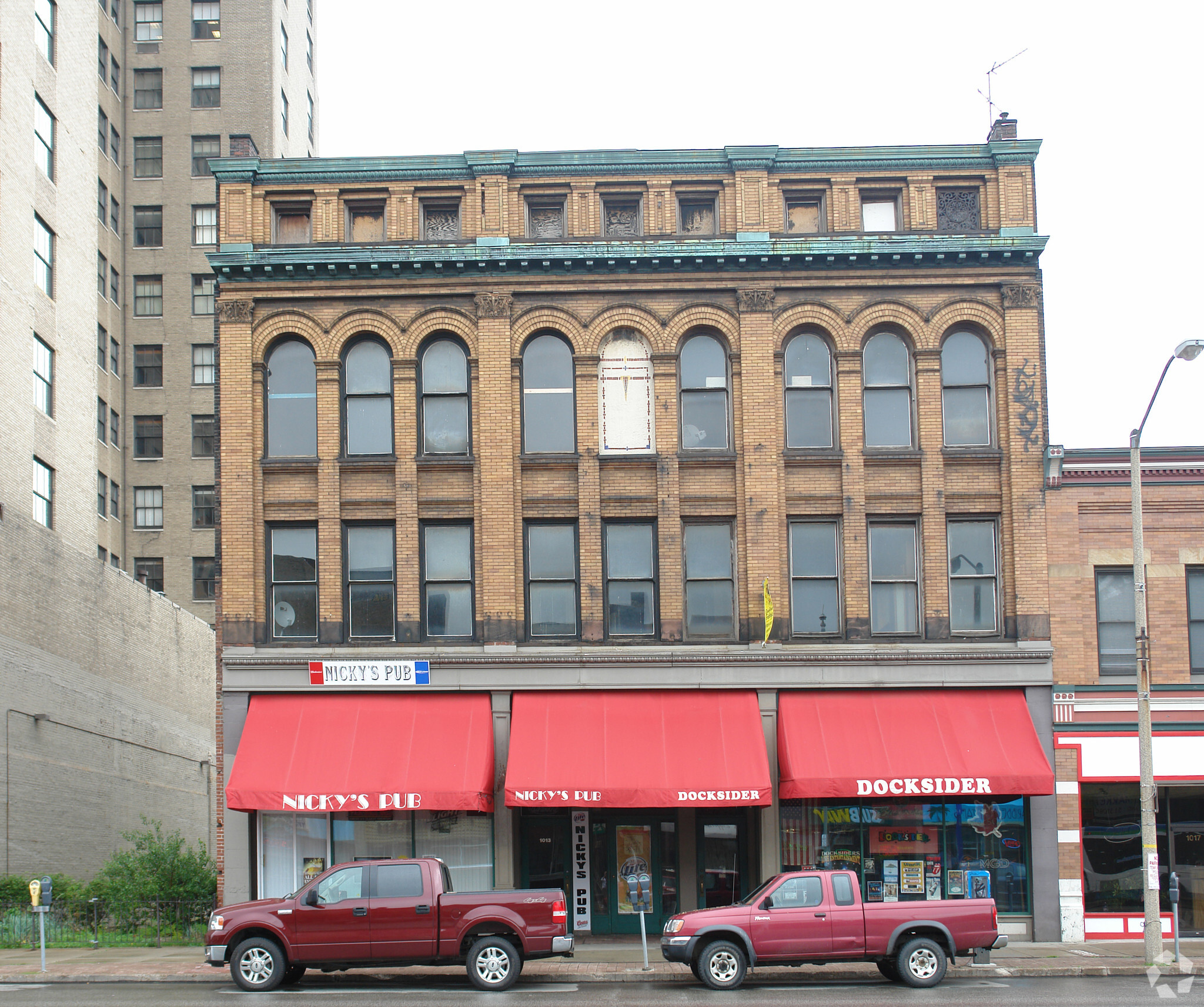 1013 State St, Erie, PA for sale Primary Photo- Image 1 of 1