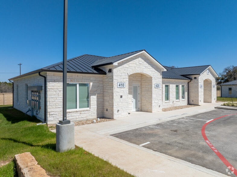 3835 County Road 175 rd, Leander, TX for lease - Primary Photo - Image 1 of 4