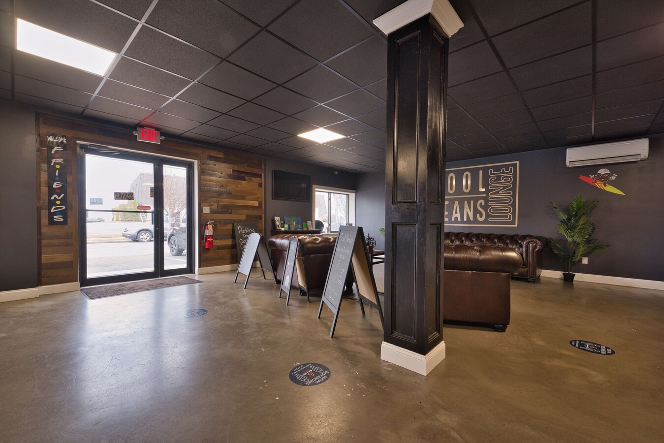 12 Washington Ave, West Sayville, NY 11796