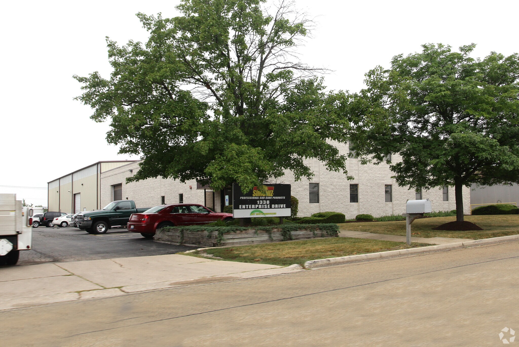 1338 Enterprise Dr, Romeoville, IL 60446