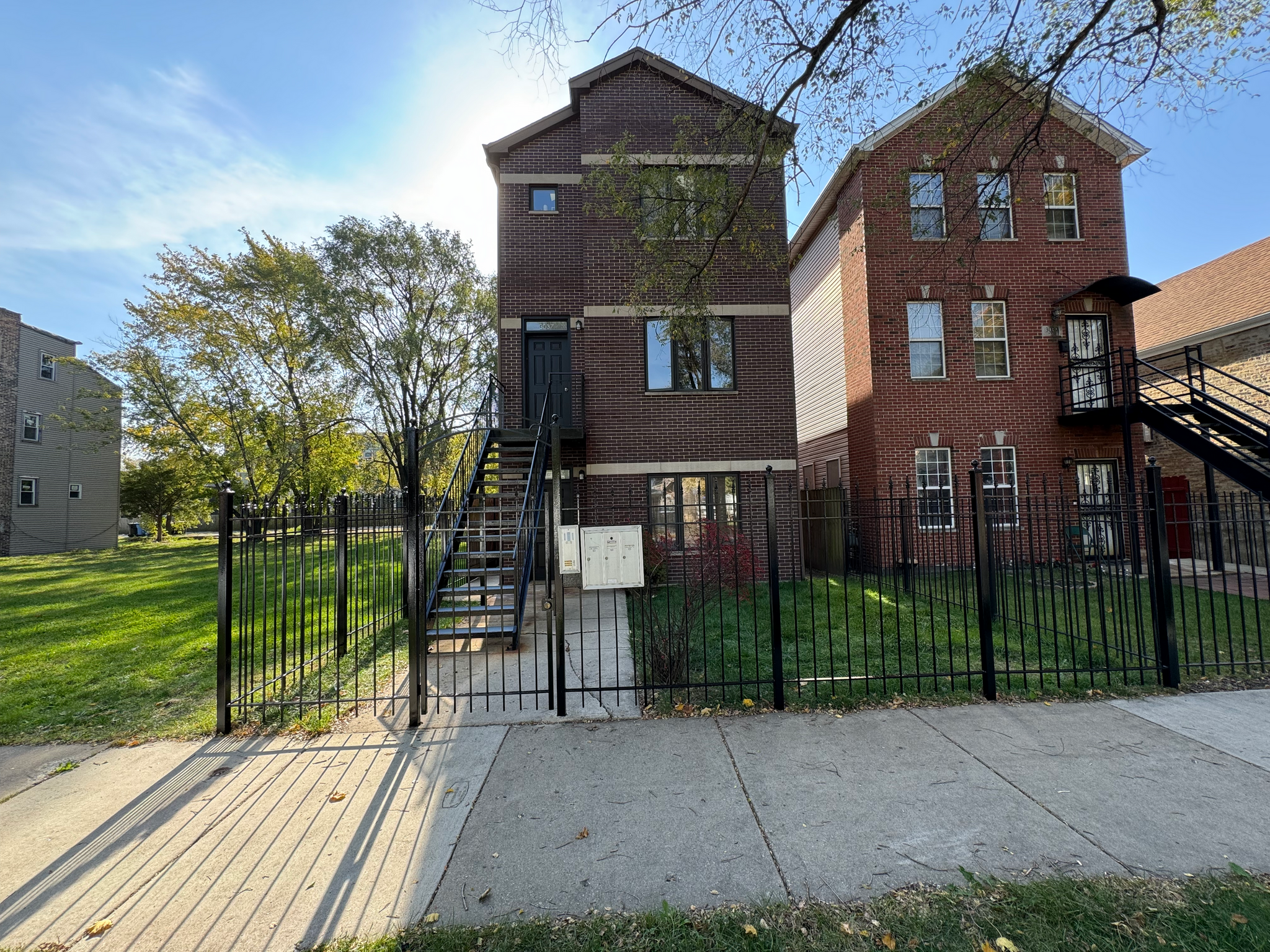 3037 W Polk St, Chicago, IL for sale Primary Photo- Image 1 of 6